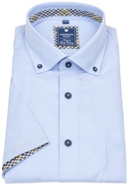 Redmond Kurzarmhemd - Comfort Fit - Button Down Kragen - Kontrastknöpfe - hellblau